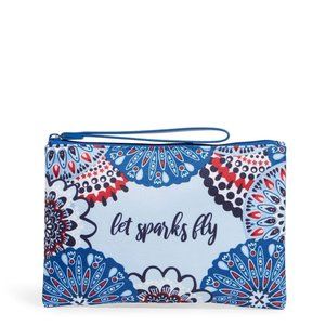 VERA BRADLEY Fireworks Medallion Wristlet NEW